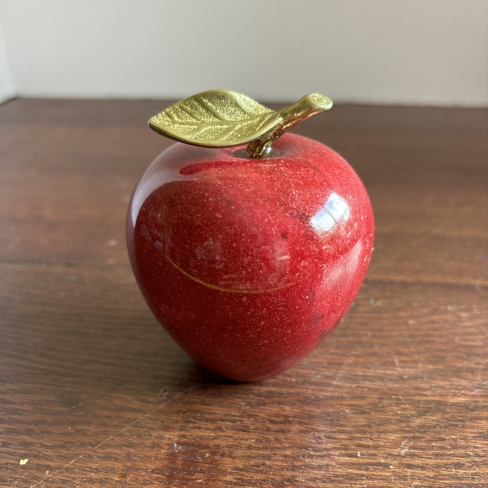VTG Red Polished Stone Marble Apple W/Brass Stem Paperweight 3.5" Teacher Gift
